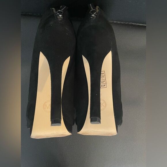 MICHAEL KORS Heels - Picture 6 of 17